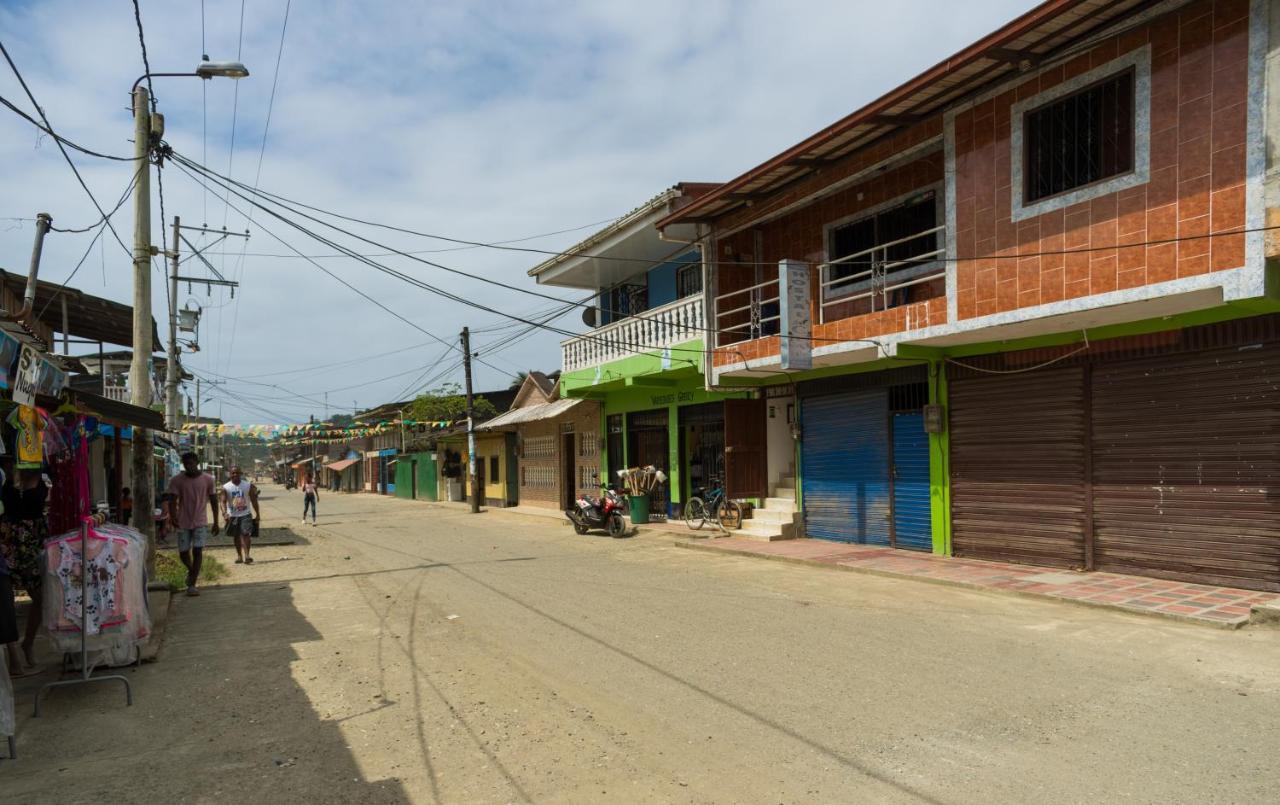 Hotel Clau Nuqui Luaran gambar